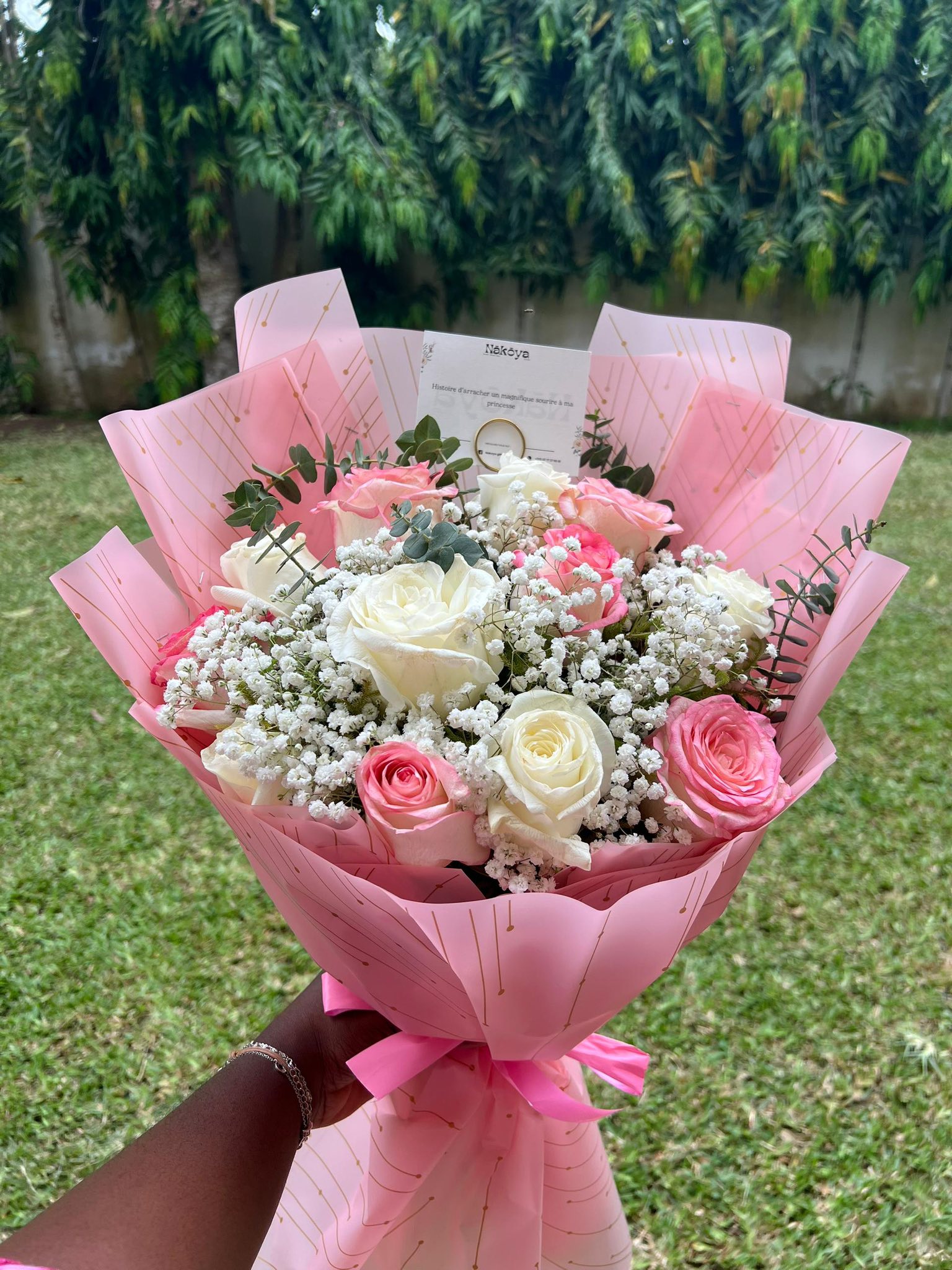 Bouquet M 15 Roses
